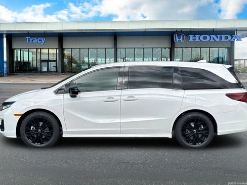 New 2026 Honda Odyssey Sport-L image 11