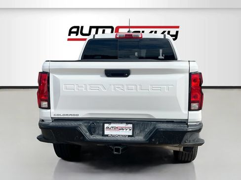 Used 2025 Chevrolet Colorado LT RWD image 6