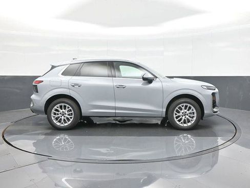 New 2026 Audi Q3 quattro 2.0T AWD/4WD image 8
