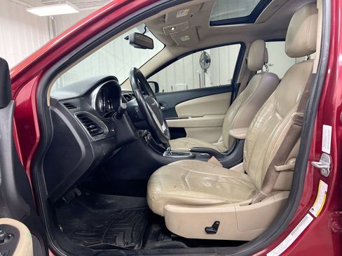 Used 2013 Chrysler 200 Limited w/ Sun/Sound Group image 22