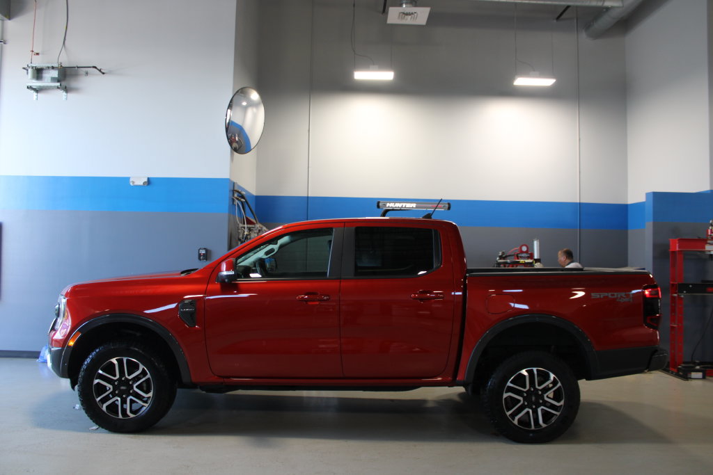 Used 2024 Ford Ranger Lariat AWD/4WD image 10