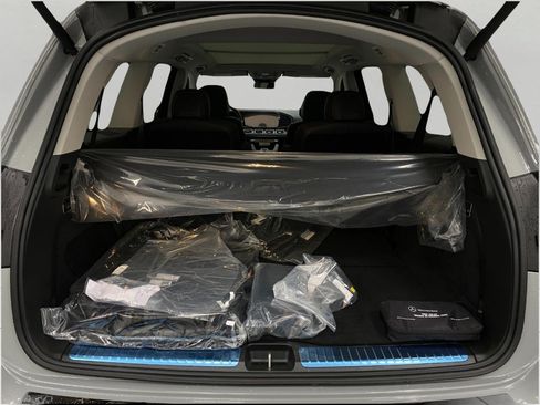 New 2026 Mercedes-Benz GLS 450 4MATIC image 6