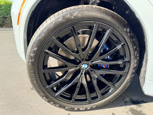 New 2026 BMW X6 xDrive40i image 10