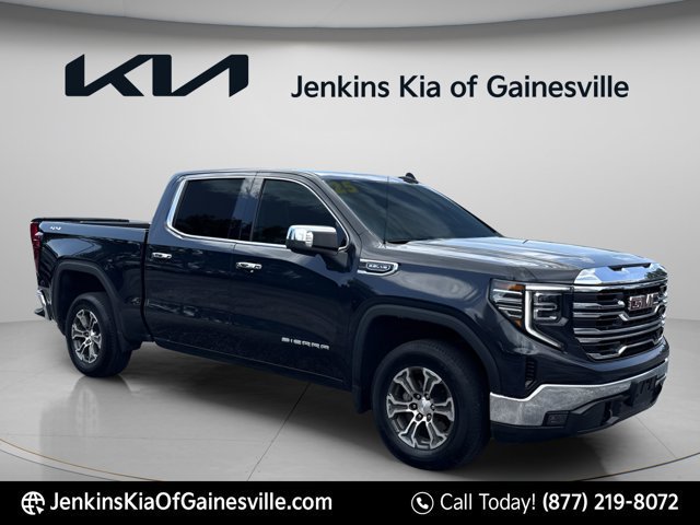 Used 2025 GMC Sierra 1500 SLT AWD/4WD image 1