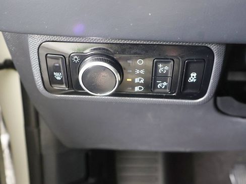 Used 2024 Ford Mustang Mach-E Premium AWD/4WD image 38