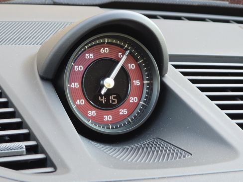 Certified 2025 Porsche 911 Carrera 4 GTS image 32