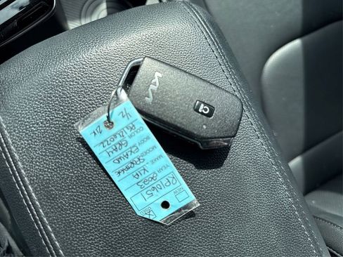 Certified 2023 Kia Sportage EX AWD/4WD image 39