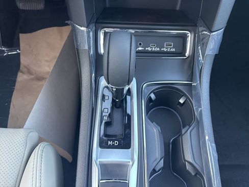 New 2025 Subaru Ascent Limited w/ Popular Package #2 image 18