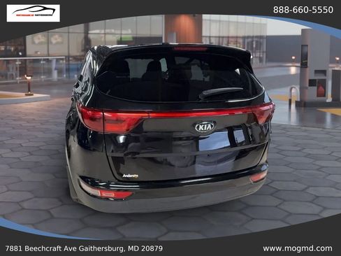 Used 2017 Kia Sportage LX AWD/4WD image 4
