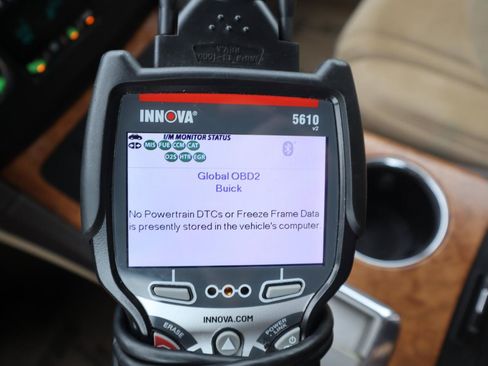 Used 2010 Buick Enclave CX w/ Driver Confidence Package AWD/4WD image 25