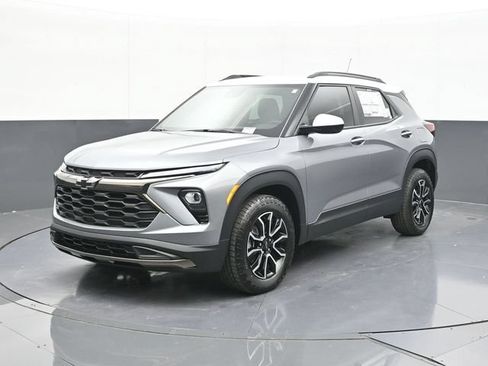 New 2026 Chevrolet TrailBlazer ACTIV FWD image 3