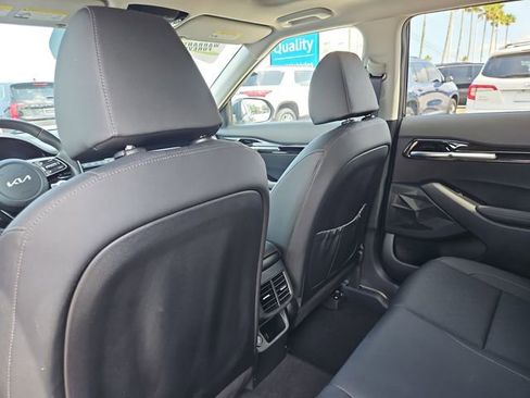 Used 2022 Kia Seltos EX AWD/4WD image 10