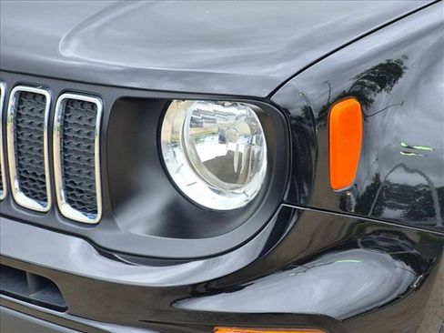 Used 2020 Jeep Renegade Sport FWD image 11
