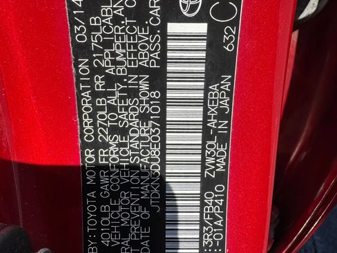 Used 2014 Toyota Prius Three FWD image 29