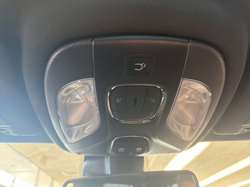 New 2026 Jeep Compass Limited w/ Sun, Sound & Navigation Group AWD/4WD image 23