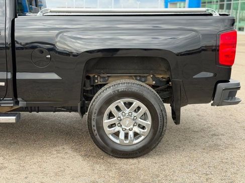 Used 2019 Chevrolet Silverado 3500 LTZ w/ Duramax Plus Package image 12