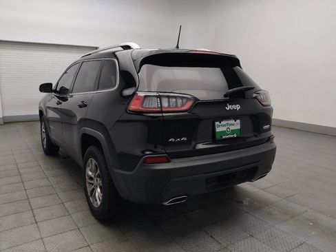 Used 2019 Jeep Cherokee Latitude Plus w/ Cold Weather Group AWD/4WD image 5