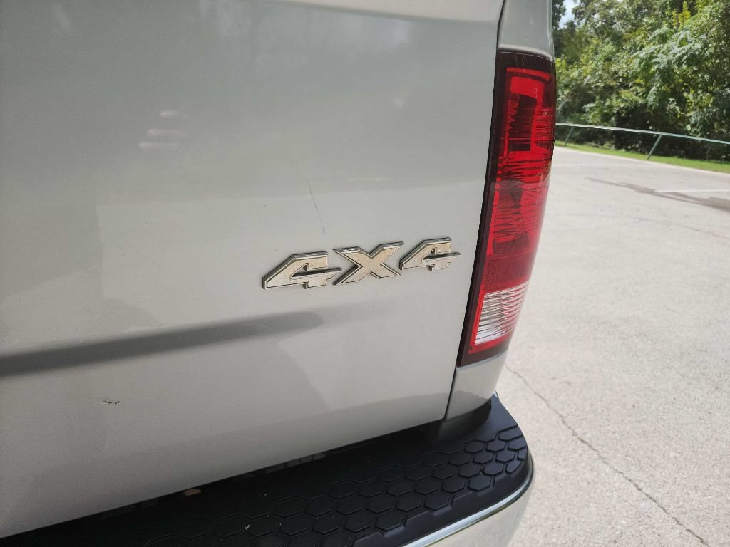 Used 2018 RAM 2500 Tradesman w/ Chrome Appearance Group AWD/4WD image 6