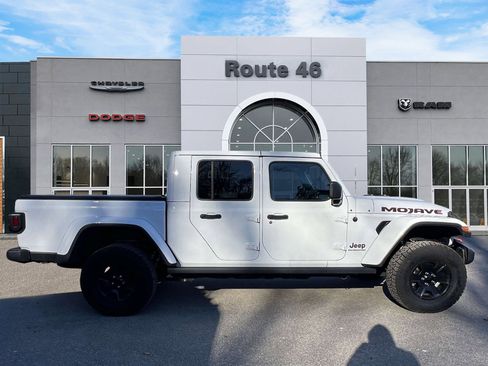 Used 2021 Jeep Gladiator Mojave image 6