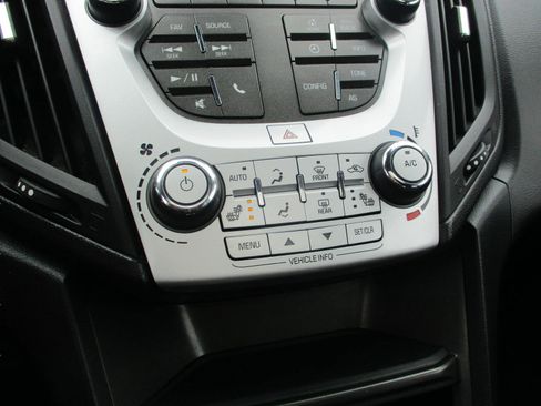 Used 2017 Chevrolet Equinox LT w/ Convenience Package image 25