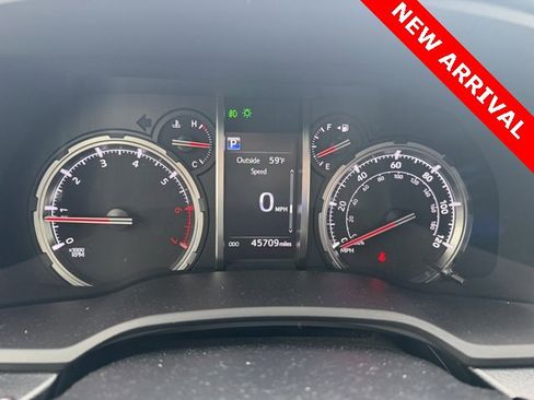 Used 2021 Toyota 4Runner TRD Off-Road image 14