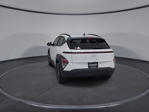 Used 2026 Hyundai Kona SEL Sport FWD image 12