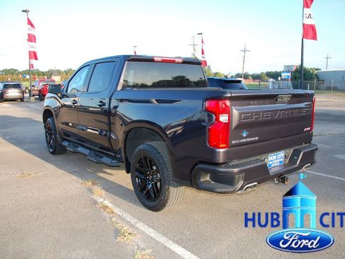 Used 2022 Chevrolet Silverado 1500 RST AWD/4WD image 3