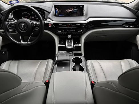 Used 2023 Acura MDX SH-AWD w/ Technology Package image 12