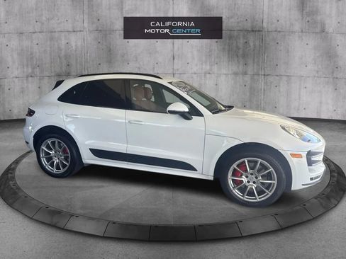 Used 2015 Porsche Macan Turbo AWD/4WD image 4