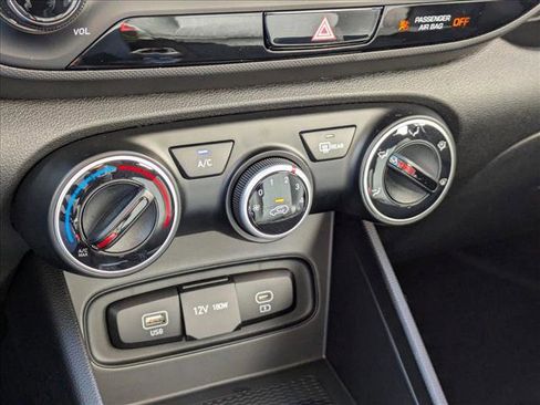 New 2026 Hyundai Venue SE image 15