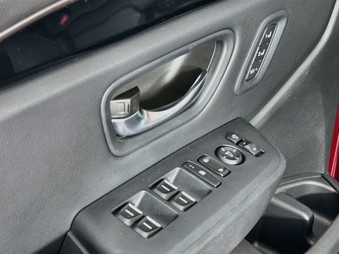 Certified 2025 Honda Pilot TrailSport image 17