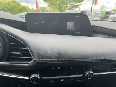 Used 2023 MAZDA MAZDA3 s image 25