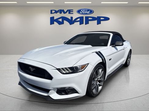 Used 2016 Ford Mustang GT Premium w/ Equipment Group 401A RWD image 4