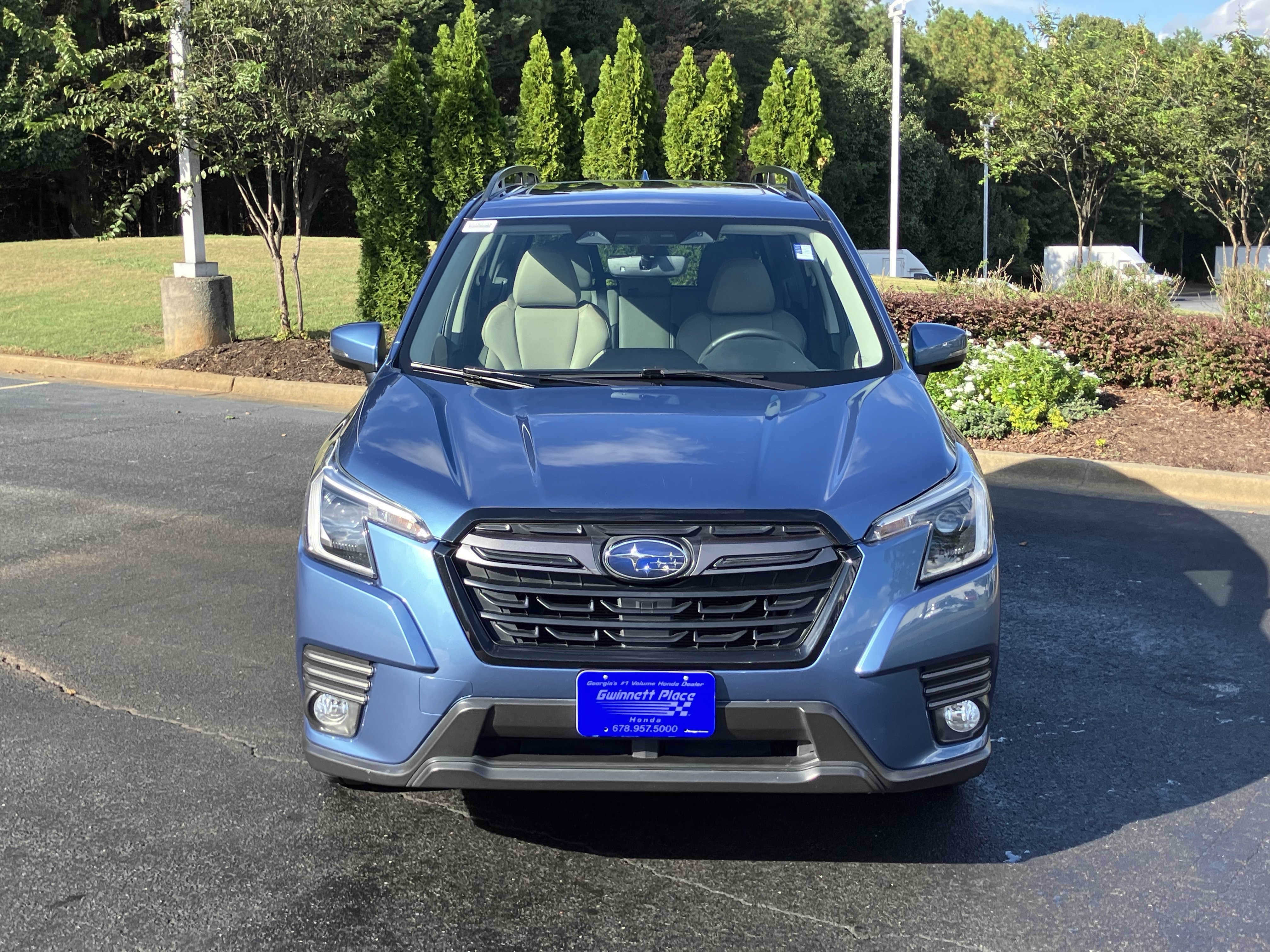Used 2022 Subaru Forester Limited AWD/4WD image 3
