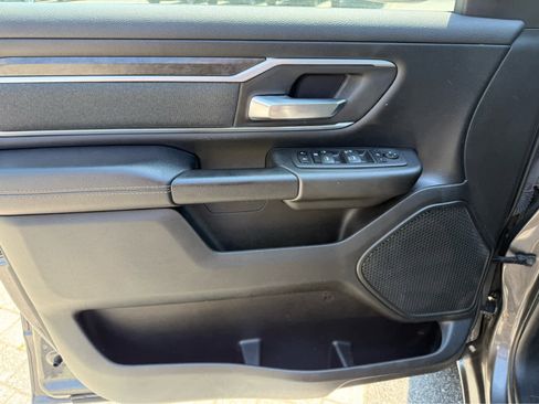 Used 2022 RAM 1500 Big Horn AWD/4WD image 11
