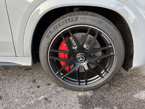 New 2026 Mercedes-Benz GLE 63 AMG S image 11