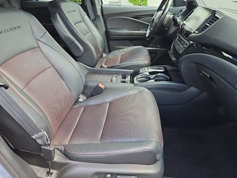 Used 2023 Honda Ridgeline Black Edition image 34