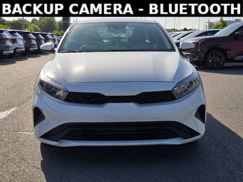 Used 2022 Kia Forte Sedan FWD image 2