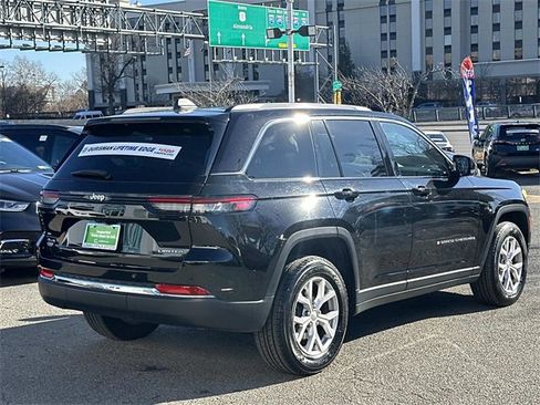 Certified 2022 Jeep Grand Cherokee Limited image 2