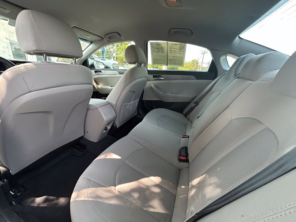 Used 2018 Hyundai Sonata SE FWD image 36