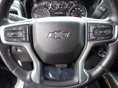 Used 2021 Chevrolet Silverado 1500 LT Trail Boss w/ Convenience Package II AWD/4WD image 17