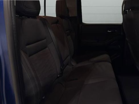 Used 2022 Nissan Frontier SV w/ Technology Package image 41
