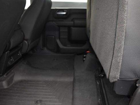 Used 2022 Chevrolet Silverado 2500 Custom w/ Safety Confidence Package image 17