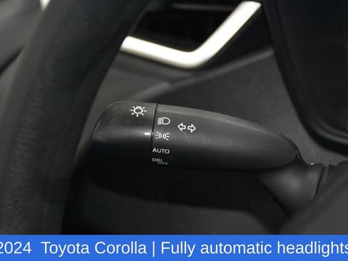 Used 2024 Toyota Corolla LE image 10