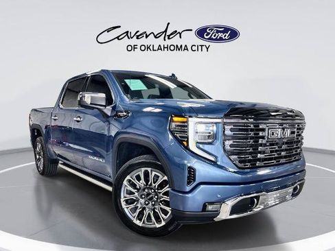 Used 2025 GMC Sierra 1500 Denali Ultimate AWD/4WD image 1