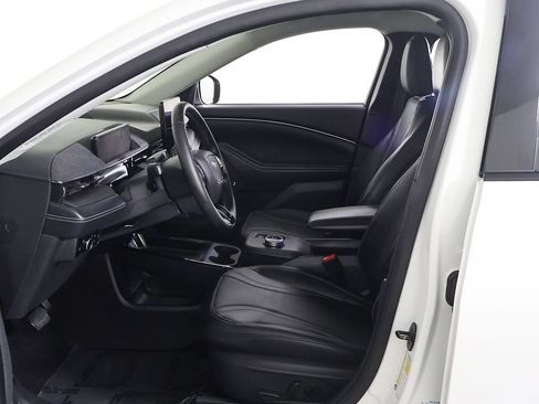 Used 2023 Ford Mustang Mach-E Premium RWD image 28