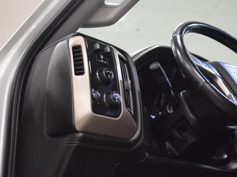 Used 2019 GMC Sierra 2500 Denali w/ Duramax Plus Package image 34