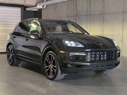 New 2026 Porsche Cayenne AWD/4WD image 11