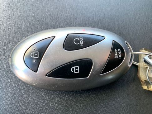 Used 2025 Hyundai Santa Fe SEL image 27