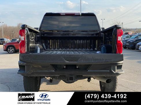 Used 2024 Chevrolet Silverado 2500 Custom w/ Custom Value Package image 7